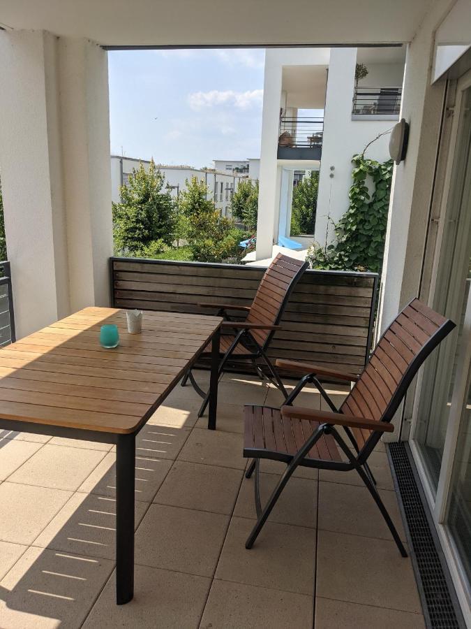 Ferien Am Wasser Wiesbaden Exterior photo